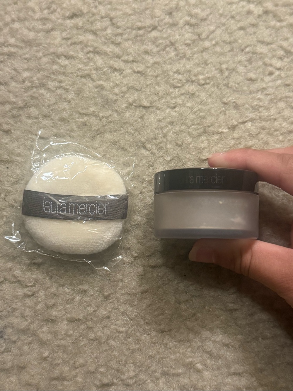 Laura Mercier Translucent Loose Setting Powder (Mini) 0.33 Oz / 9.3 Grams